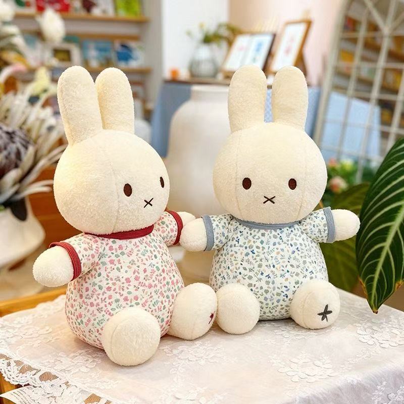 Muñeco de Peluche de Conejo Mi - Good Floral & Wedding Decor Supply reseña y precio